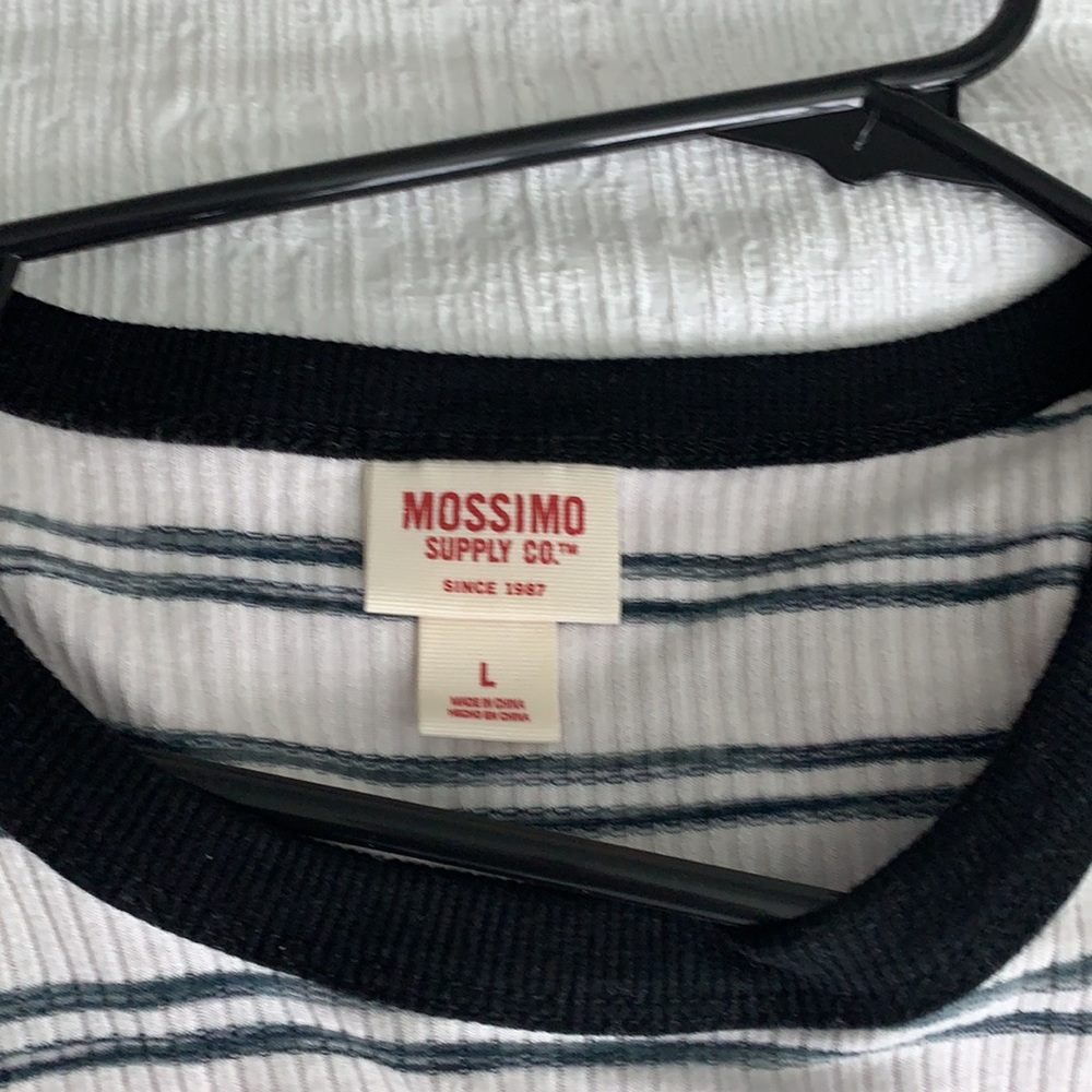 Mossimo Ribbed T-shirt - Picture 3 of 4